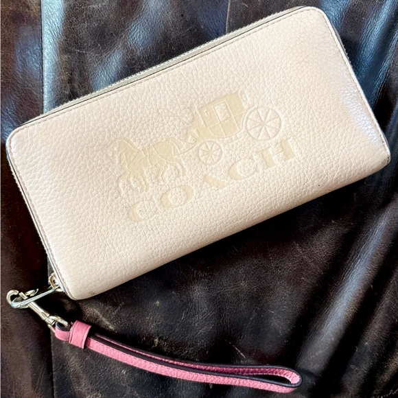 Coach Leather Long Wallet With Horse And Carriage Logo, White, Pink Strap - Picture 1 of 3